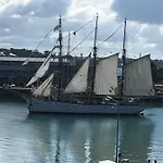 Chausey, Vue Sur Le Port *