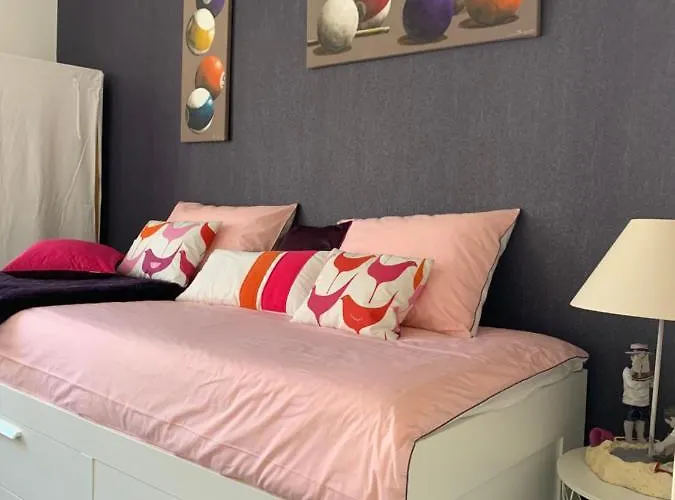 Chausey, Vue Sur Le Port Lejlighed